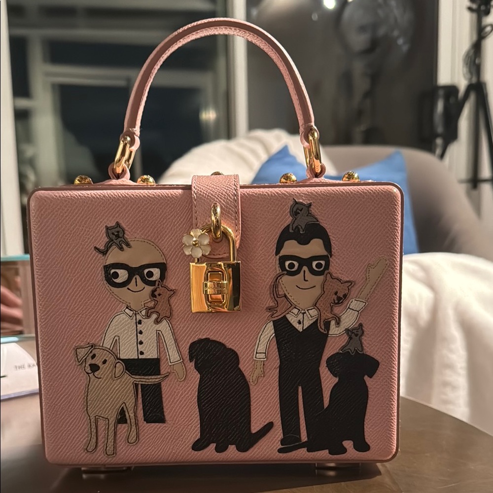 Dolce & Gabbana Pink Shoulder Bag with Artistic Flair